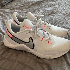 Nike Legend Essential 2 Training Shoes